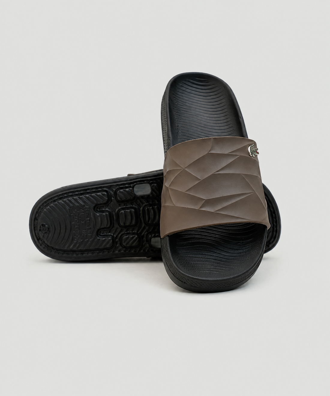 BROWN SLIPPER
