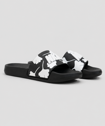 BLACK SLIPPERS
